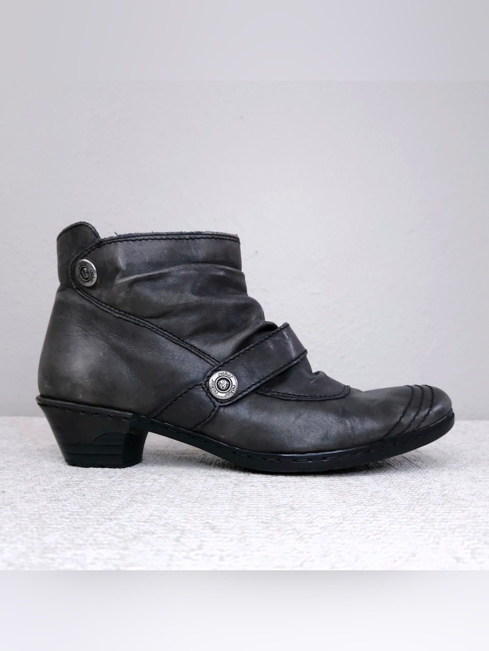 RIEKER Pleated Booties Gray Leather Heeled Lynn Moto Ankle Boots